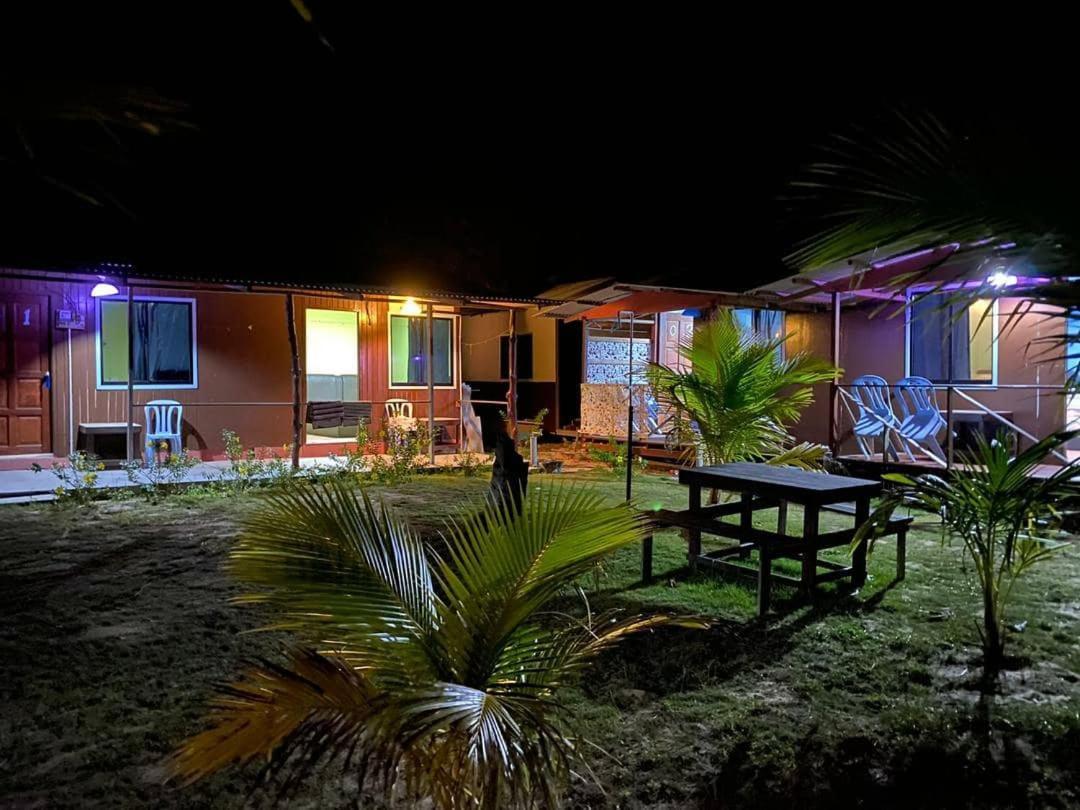 Juara Seaview Chalet, Kampung Juara Kampong Juara Экстерьер фото